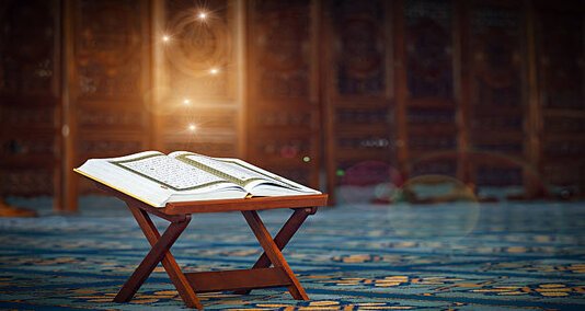 You are currently viewing تم میں سے بہترین وہ ہے جو قرآن سیکھے اور سکھائے۔